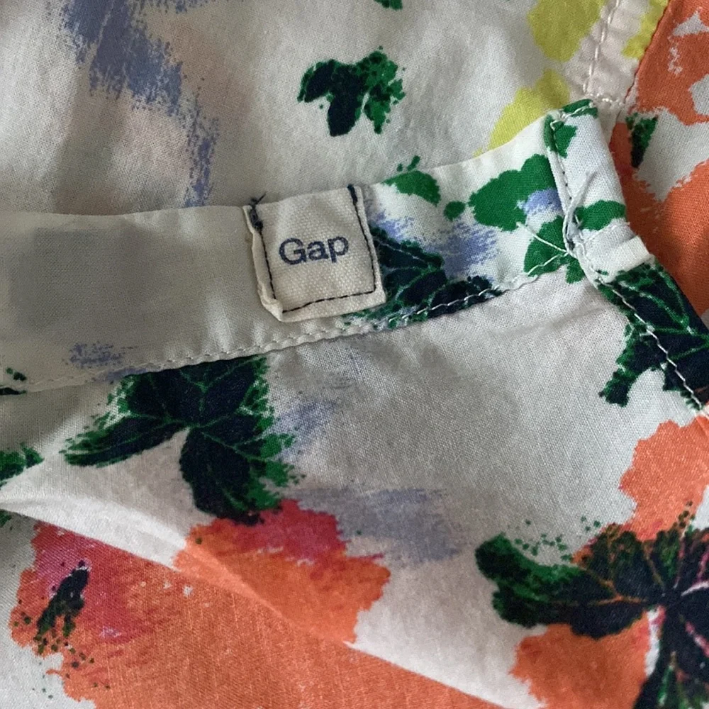 Gap Shrunken Boyfriend Floral Button Down Shirt XS
